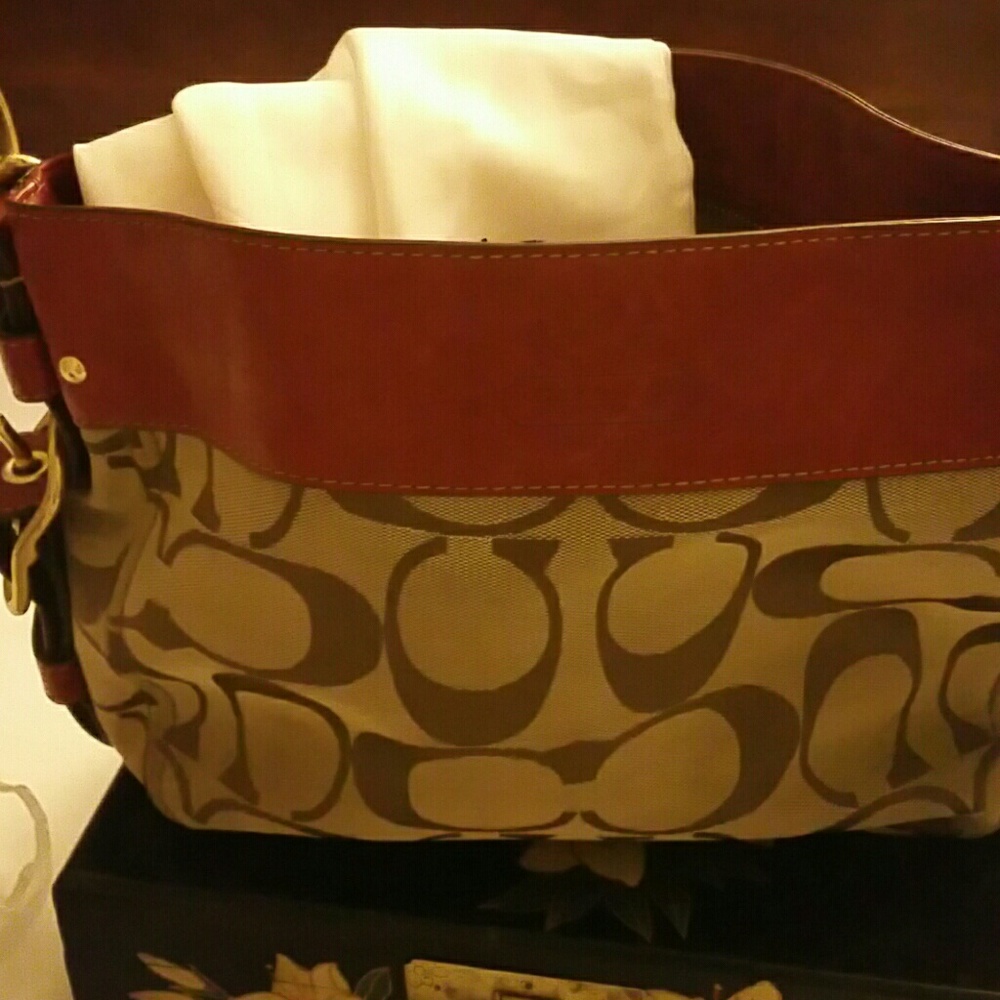 Hobo bag