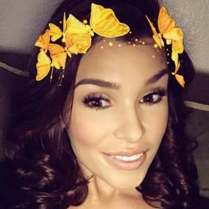 Meet your Posher, Kristen louise