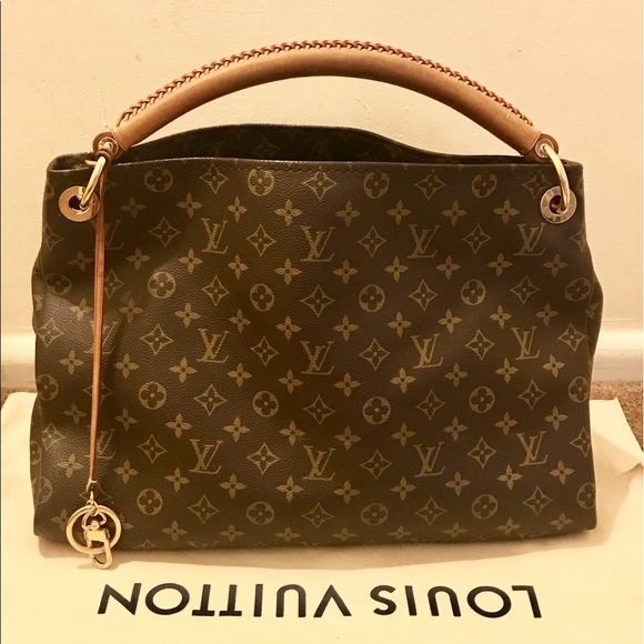 Louis Vuitton Handbags - 100% Authentic Louis Vuitton Monogram Artsy MM