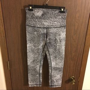 Lululemon WU Crop