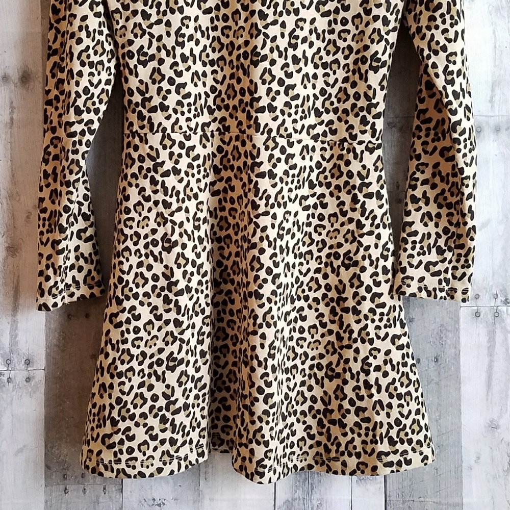 🍍EUC TRF BY ZARA animal print long sleeved dress - Picture 5 of 5