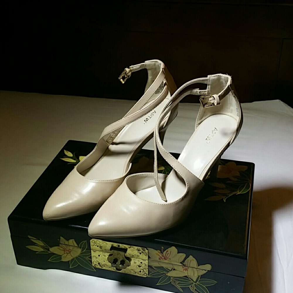 Shoes - Picture 1 of 1