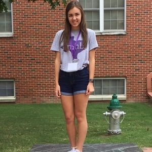 Meet your Posher, Madelyn