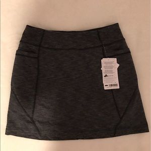 Athleta Grey Skirt w/ Pockets
