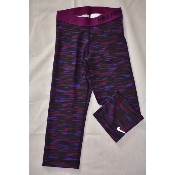 Nike Pants - Nike Dri-Fit Base Layer Capris