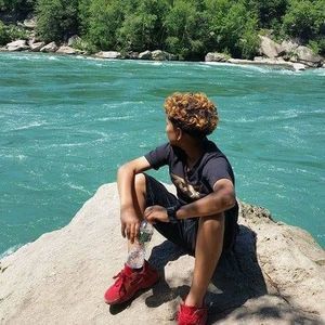 Meet your Posher, Roberto