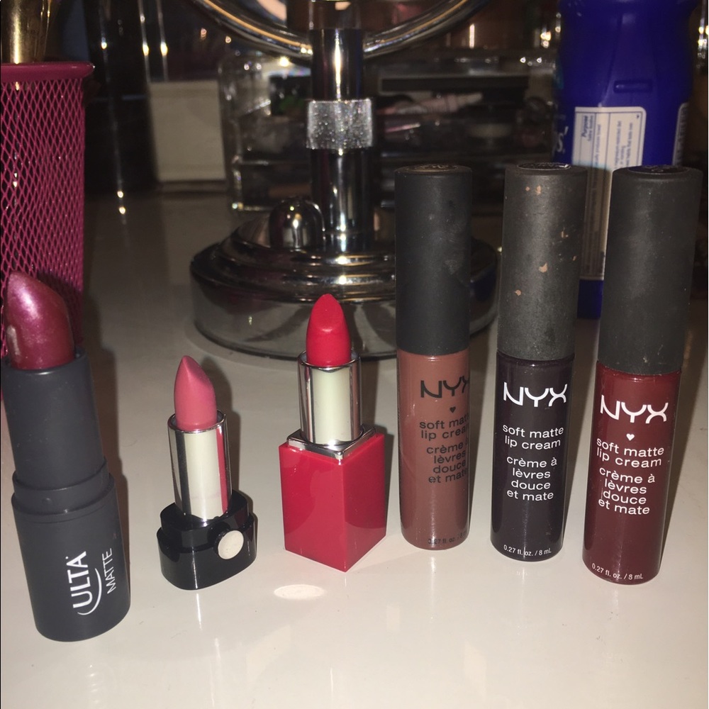 Lipstick bundle