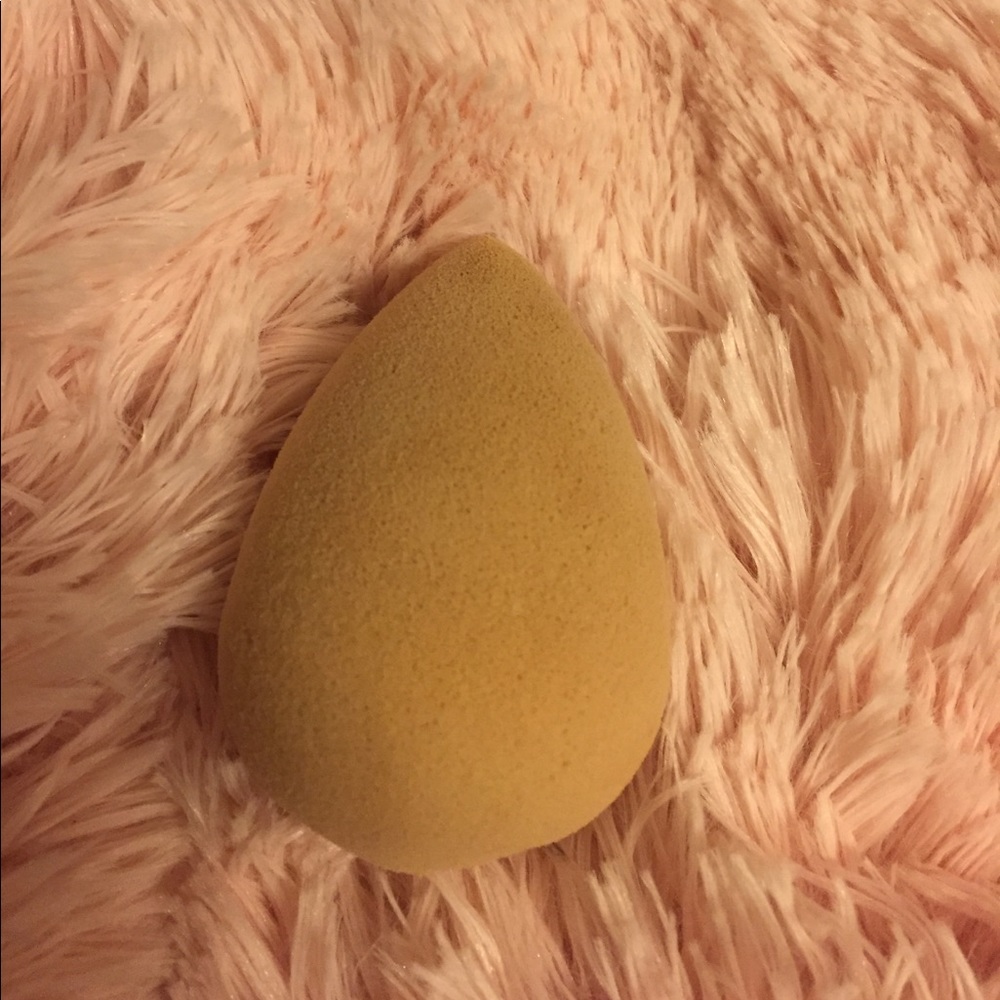 Gently used Sephora Beauty Blender