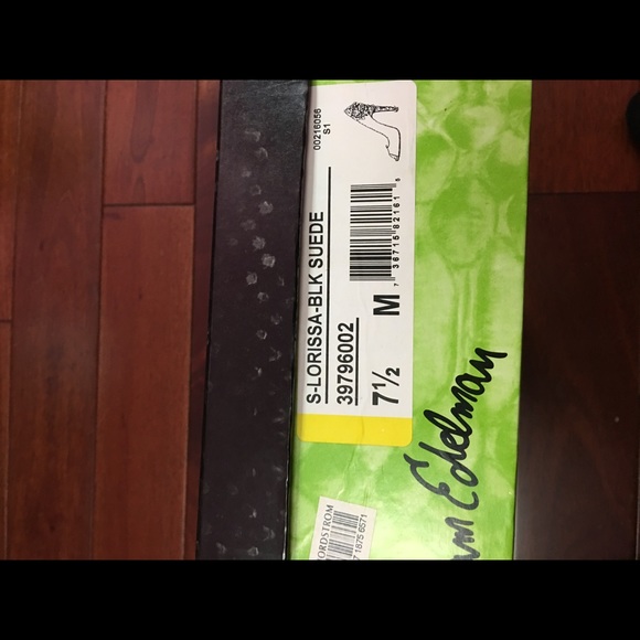 Sam Edelman Black Suede shoes 7/1/2 - Picture 4 of 4