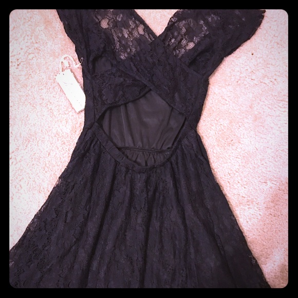 Little black dress - Picture 2 of 3