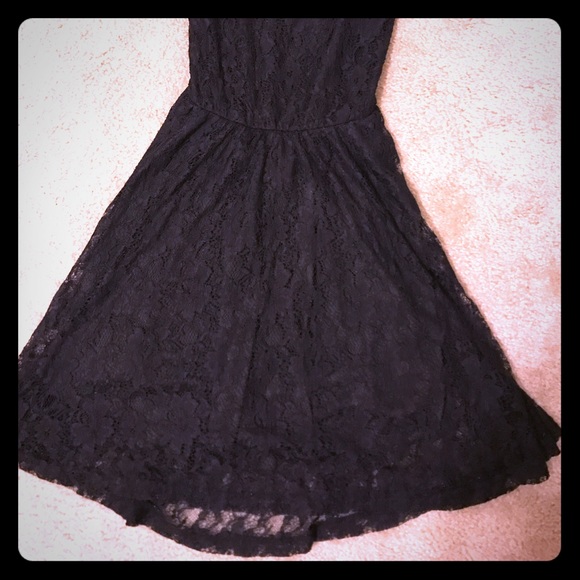 Little black dress - Picture 3 of 3