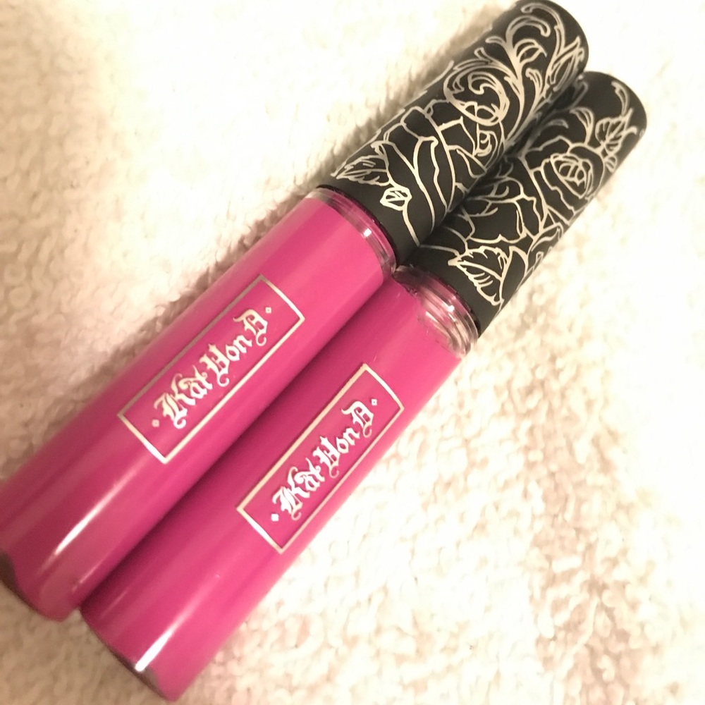 2 Kat Von D Liquid Lipsticks