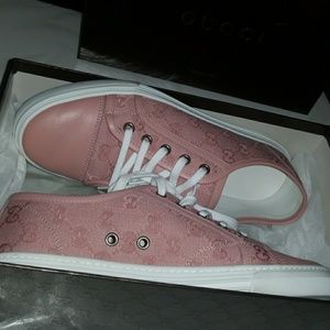 Gucci shoes