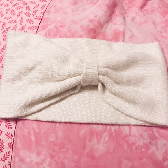 White now head wrap - Picture 1 of 1