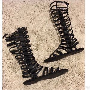 🖤🔗Gladiator sandals!