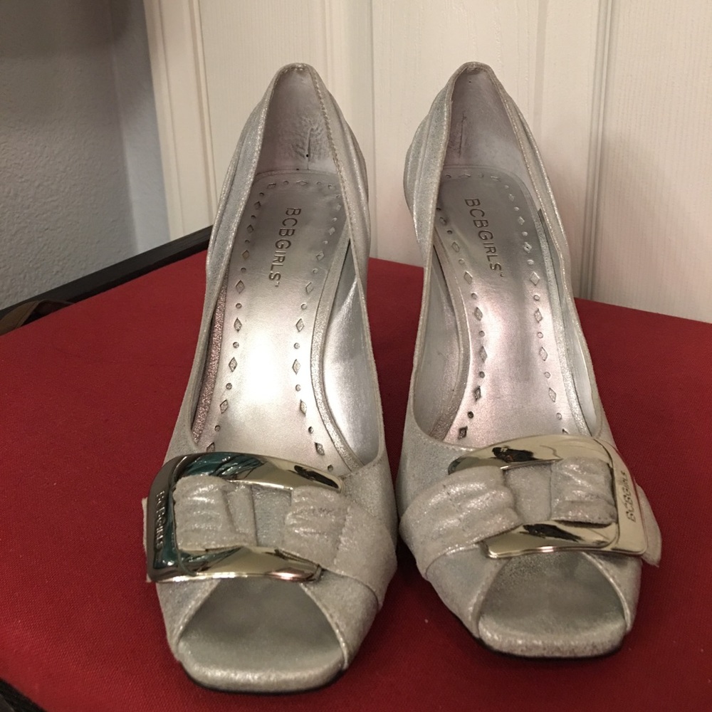 BCBGeneration silver heel
