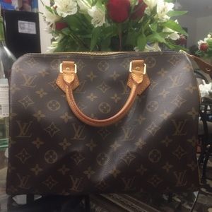 Louis Vuitton Monogram Speedy 30