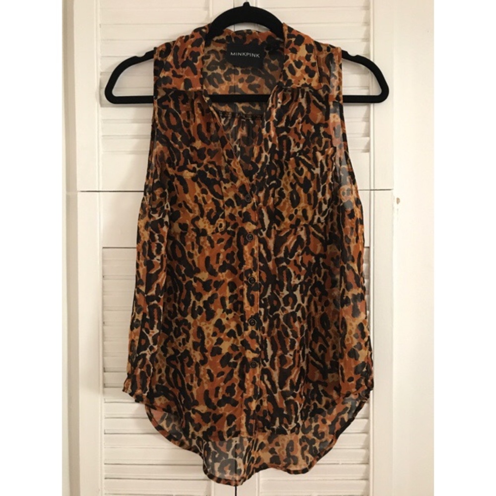 MINKPINK sleeveless summery blouse.
