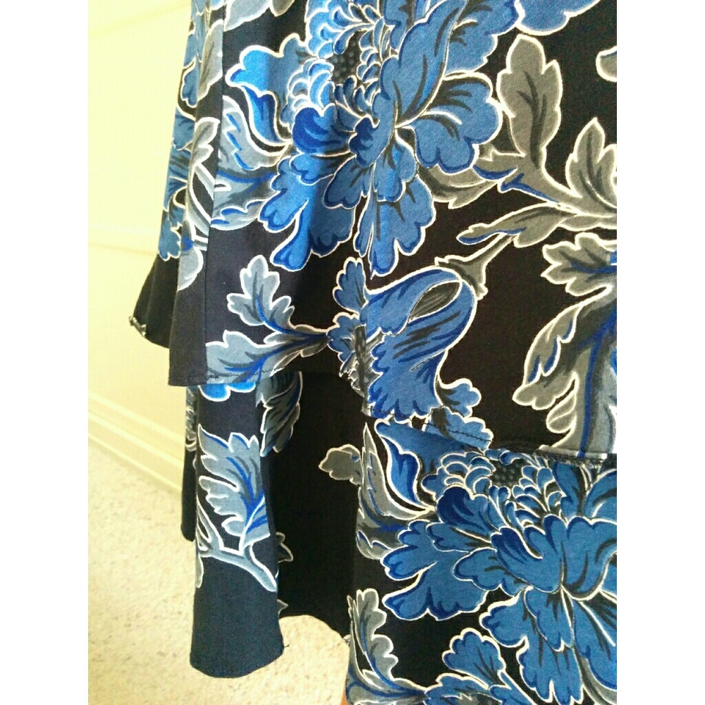 Ann Taylor Loft Midi Dress - Picture 3 of 4