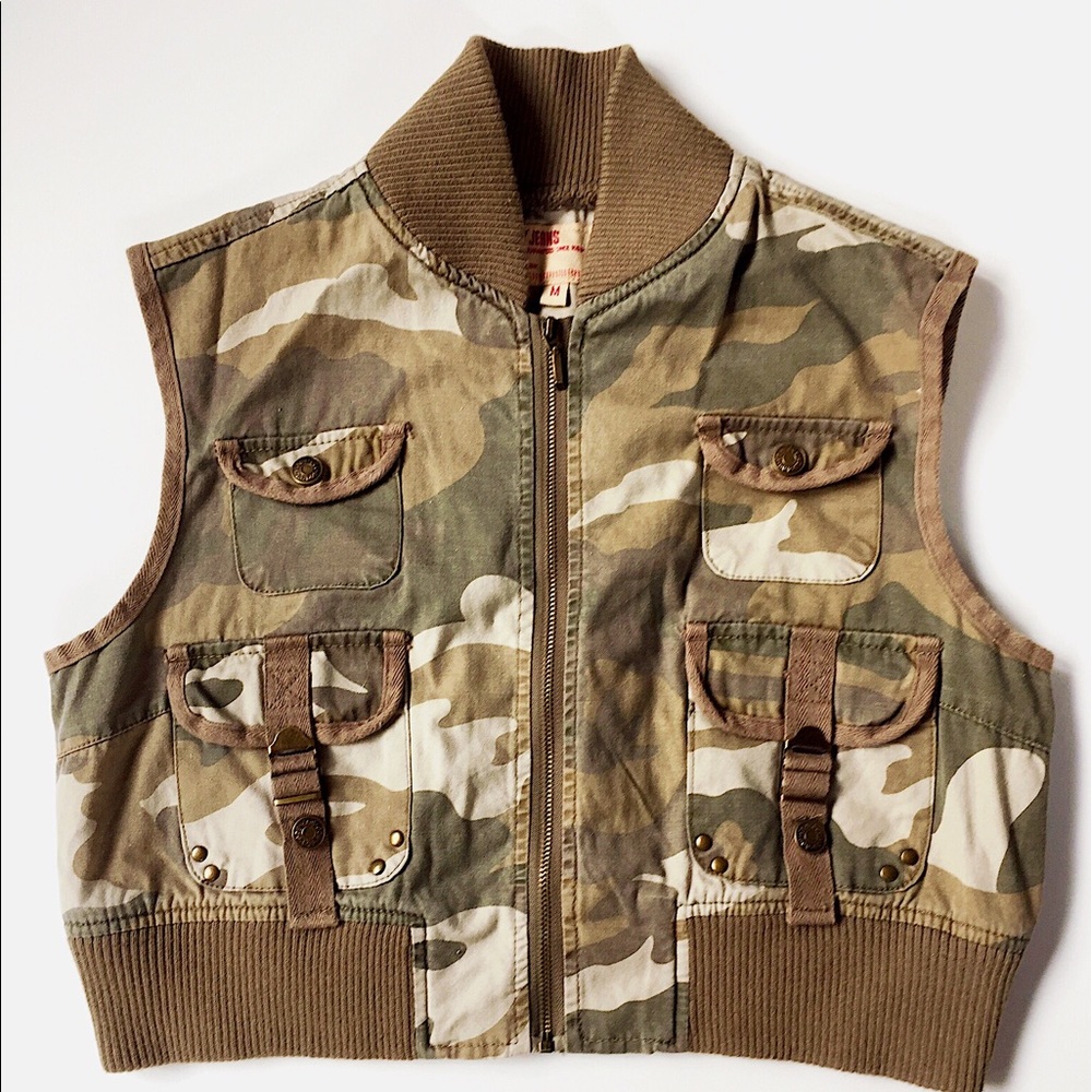 Camouflage Cropped Vest Medium