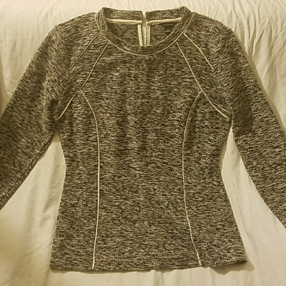 ANN TAYLOR SWEATER