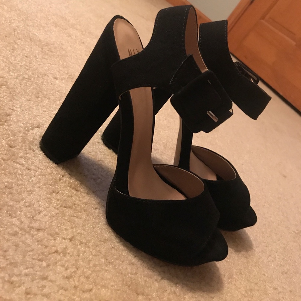 Mix 6 Black Ankle Strap Heel
