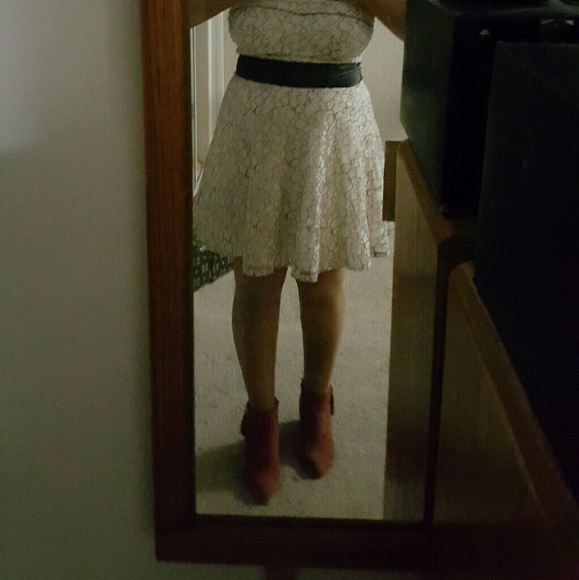 Women dress - Picture 5 of 7