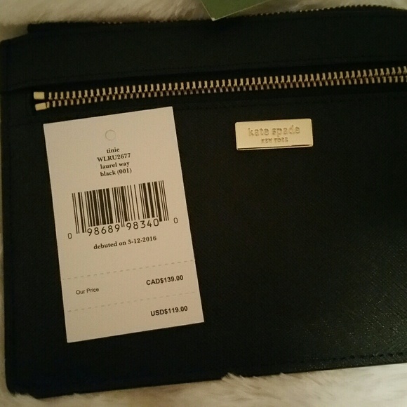 Kate Spade wristlet - Picture 2 of 3