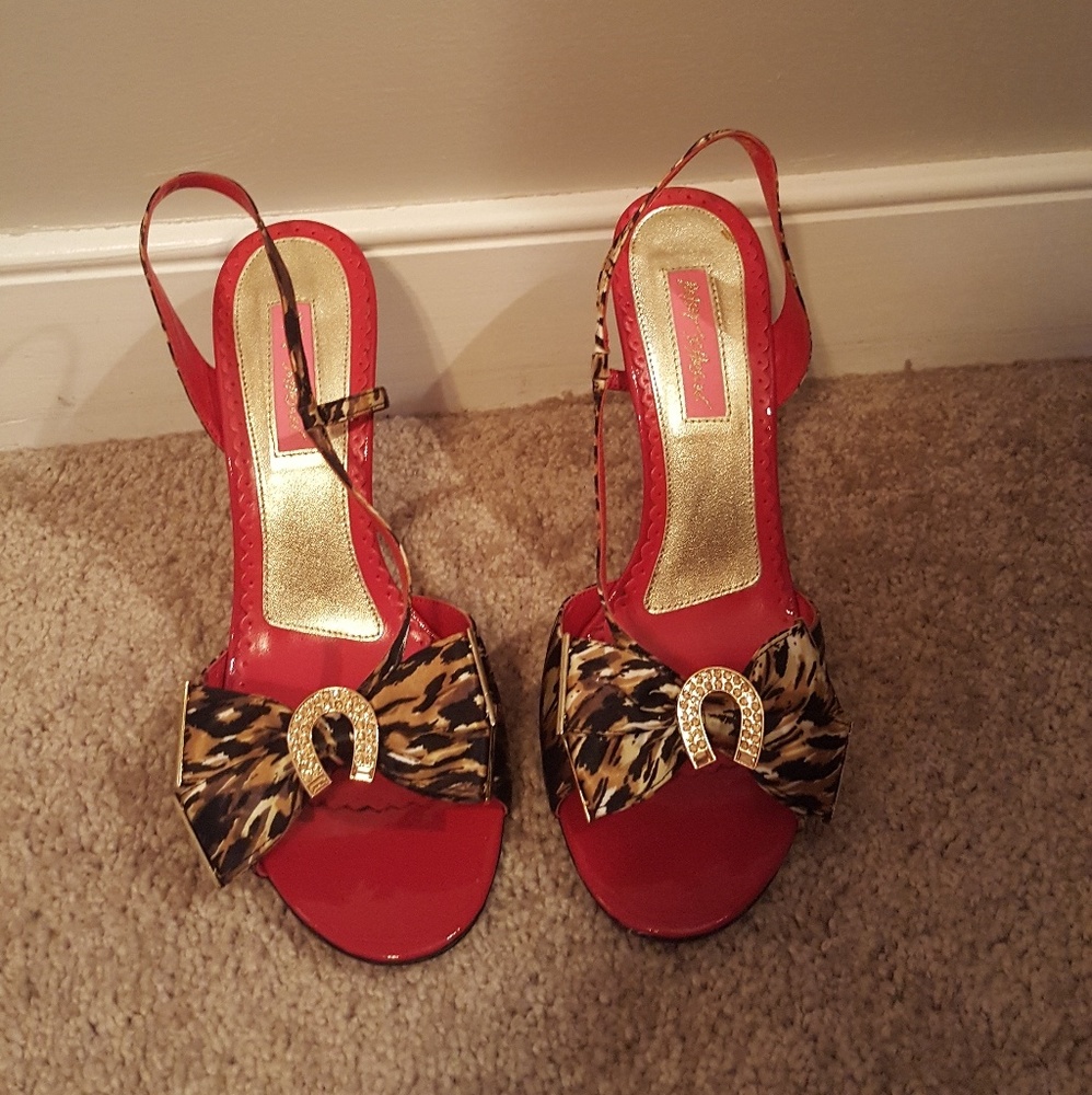 Betsey Johnson Tallulah Sandal