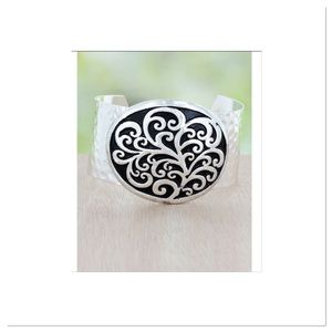 Scroll Design Cuff Bracelet