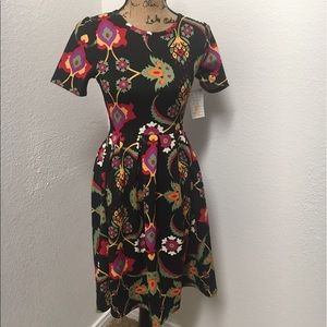 LuLaRoe Floral Amelia XS