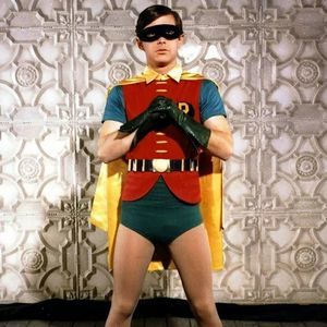 Meet your Posher, Robinson