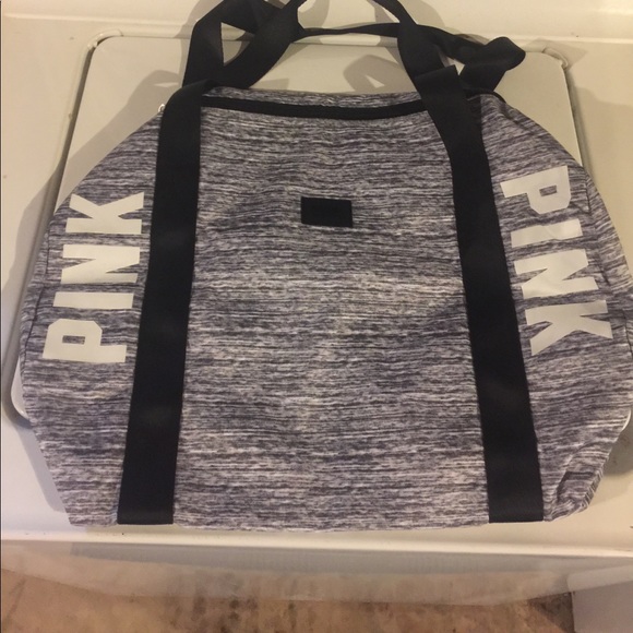 Sale final price 🌺Pink Duffle Bag🌺 - Picture 2 of 2