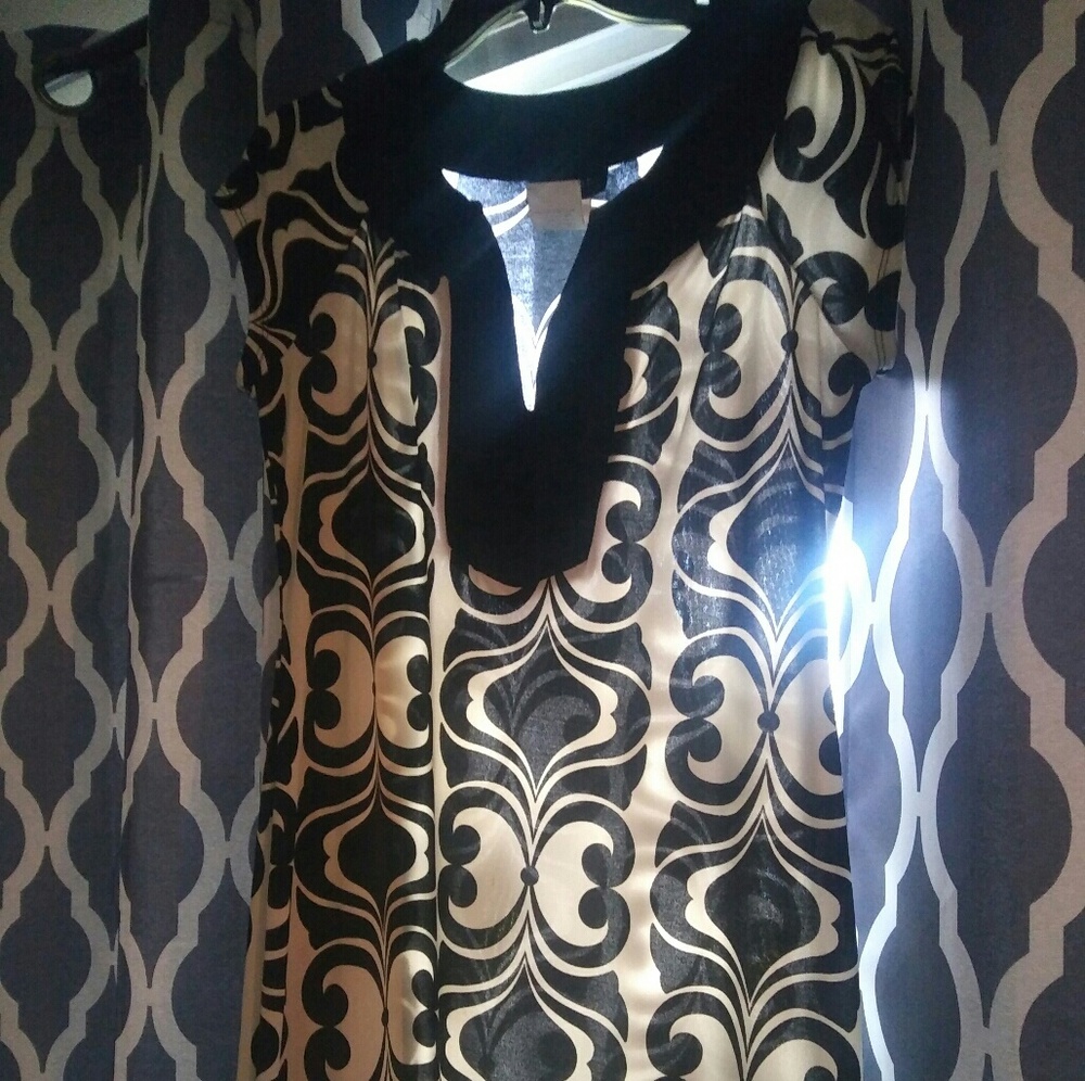 Ivory & Black Women's Dress