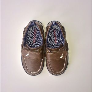 NWOT size 5 toddler Nautica boat shoes