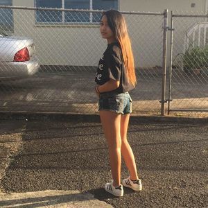 Meet your Posher, Trishia mae