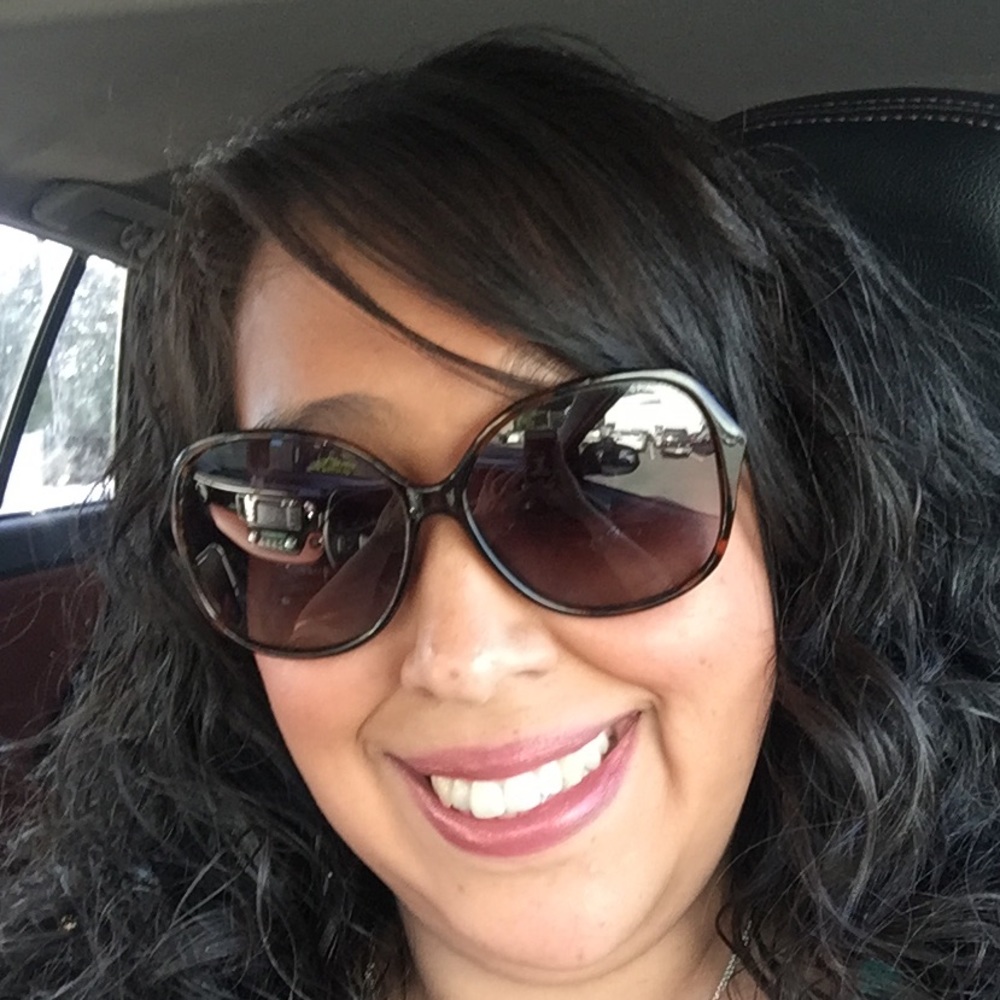 Meet your Posher, Sheila