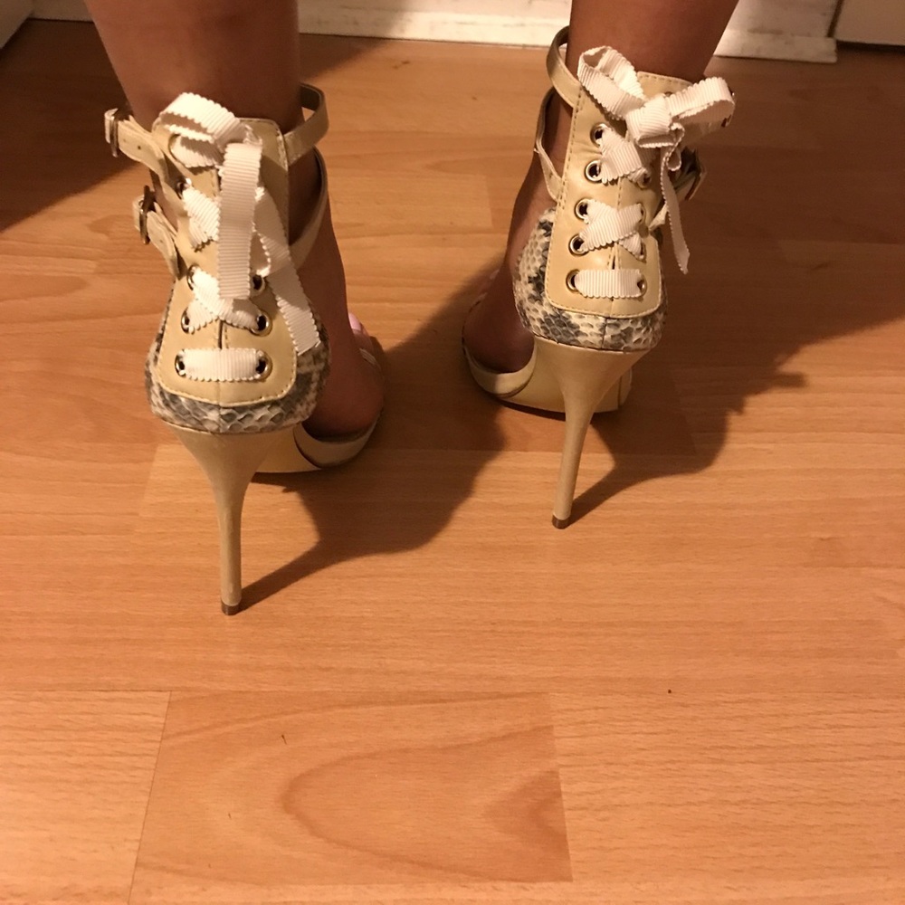 Python snake skin high heel - Picture 2 of 2