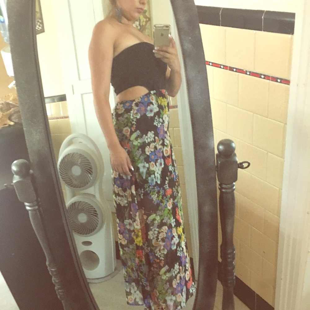 Sexy floral maxi dress sz S