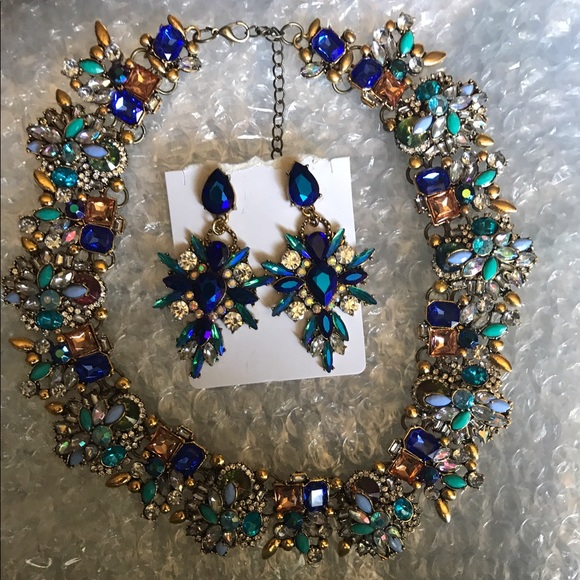 New Hand Made Luxury Statement Necklace Set - Picture 1 of 2