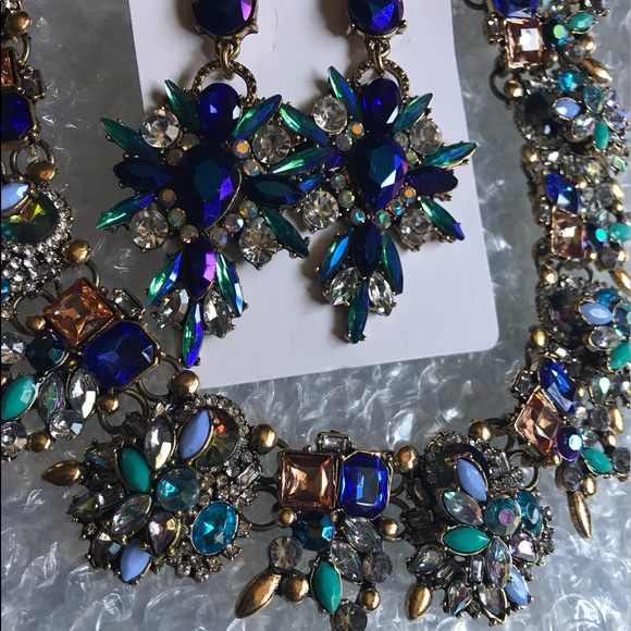 New Hand Made Luxury Statement Necklace Set - Picture 2 of 2