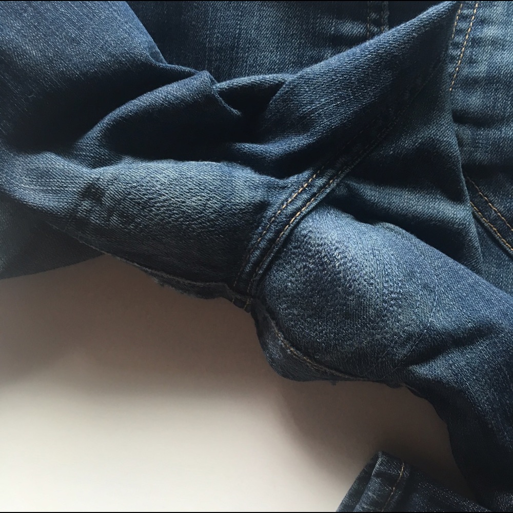 SOLDAnthropologie Pilcro stet 29 dark wash jeans - Picture 3 of 5