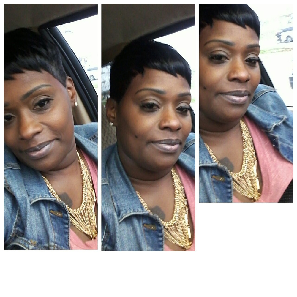 Meet your Posher, Yvette