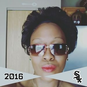 Meet your Posher, Deandria