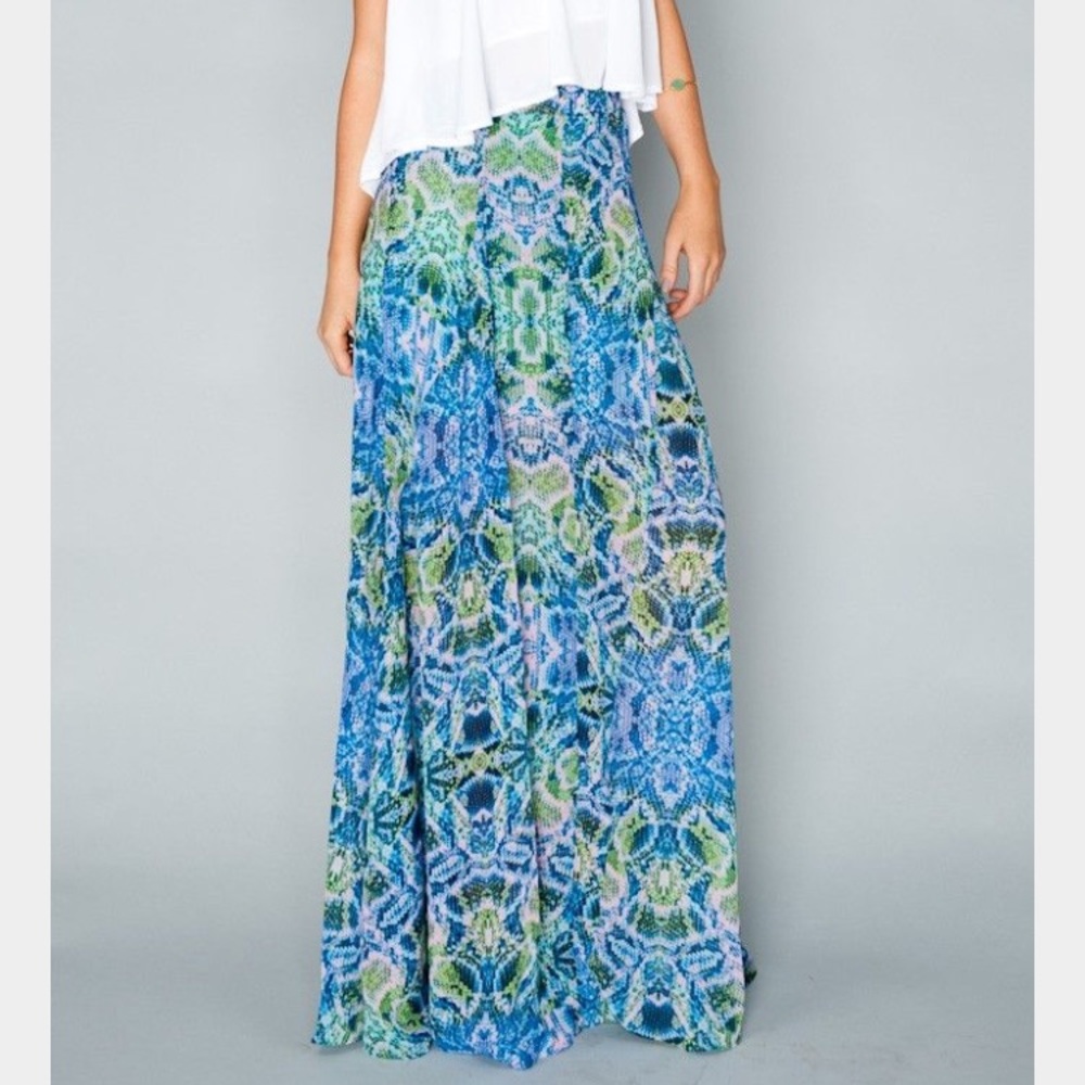 Show Me Your Mumu Princess Di Skirt in Multi Snake