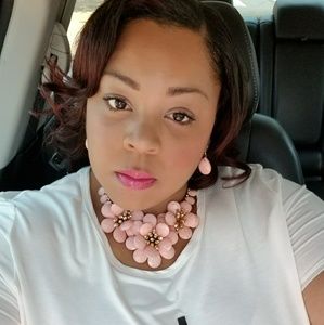 Meet your Posher, Sherita