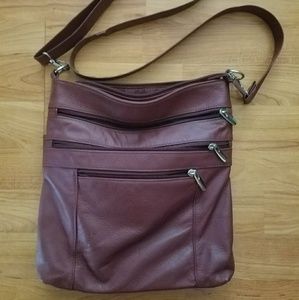 Leather bag with adjustable strap