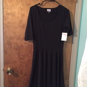 Black Lularoe Nicole Dress - Size Medium (M) 🦄