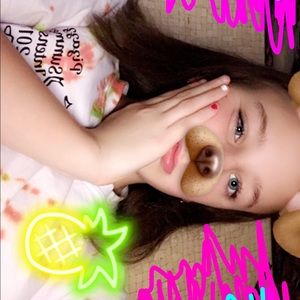 Meet your Posher, Mackenzie