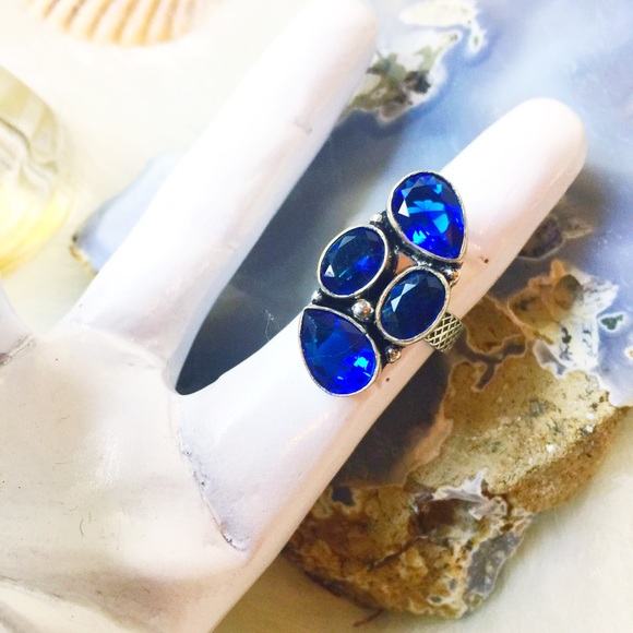 . {BLUE QUARTZ + STERLING SILVER} Teardrop ring 7 - Picture 1 of 8
